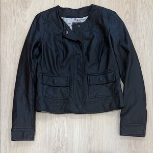 Kut from the cloth large Women’s Black Faux Leather Jacket - Classic Collarless